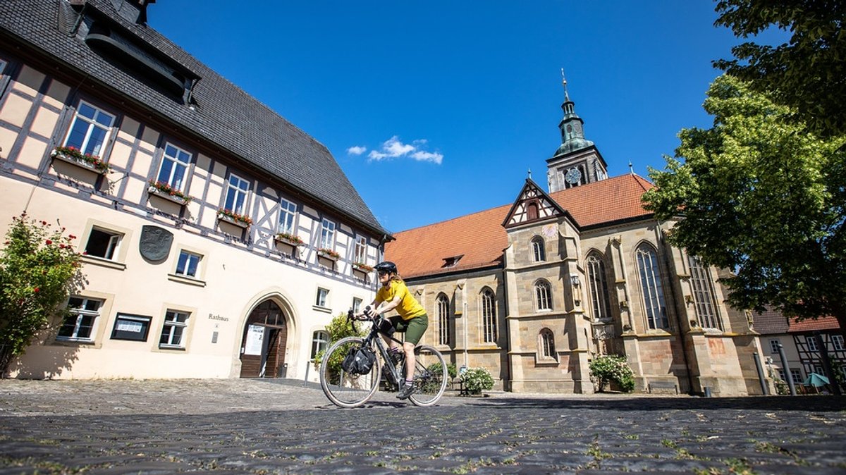 Radfahren: In den Haßbergen zwischen Fachwerk, Schlössern und Ruinen