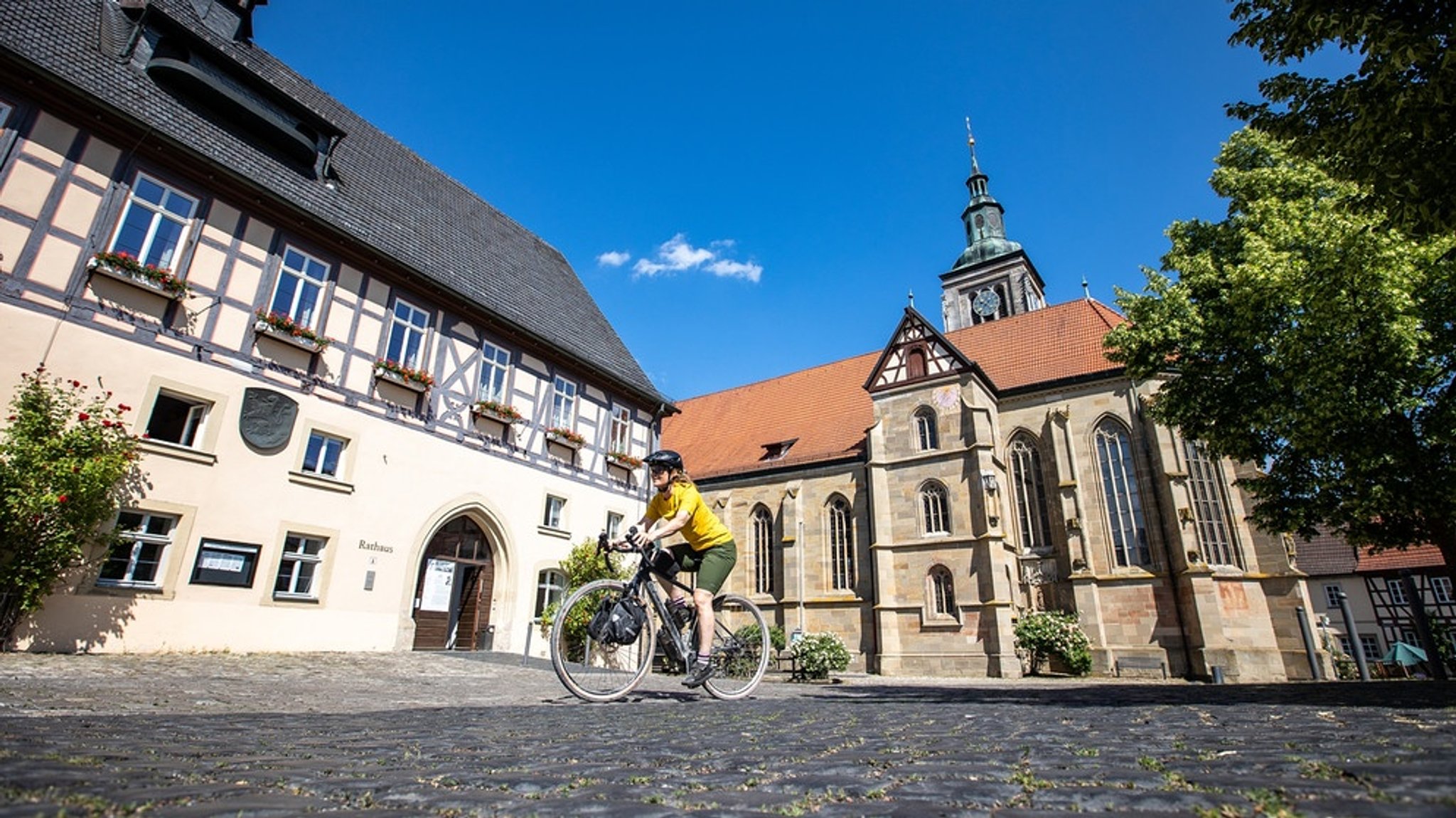 Radfahren: In den Haßbergen zwischen Fachwerk, Schlössern und Ruinen