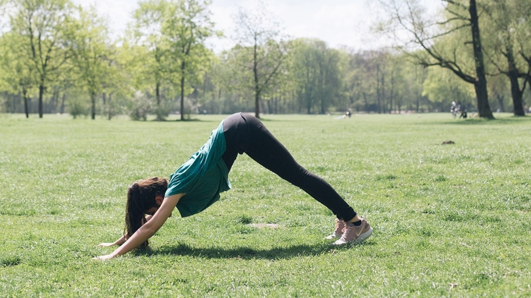 Yoga im Alter: Kopfstand für ein langes, gesundes Leben