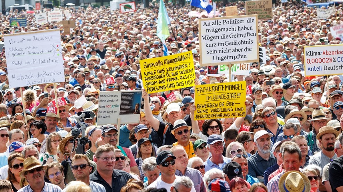Kundgebung: Tausende demonstrieren in Erding gegen Heizungsgesetz