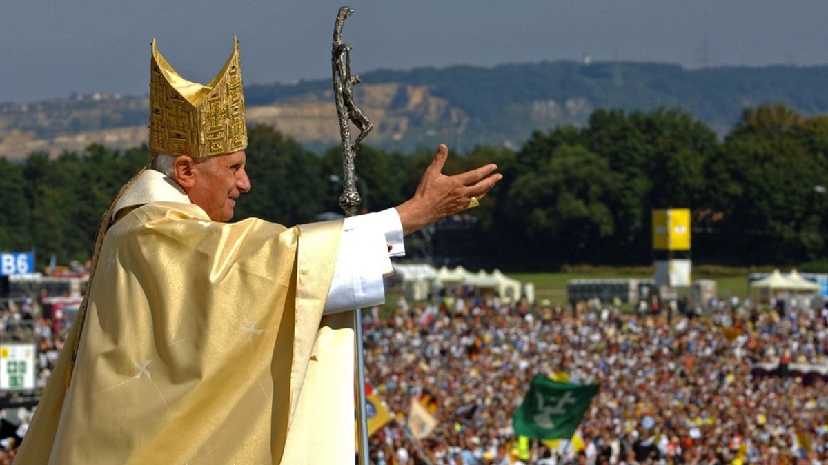 Der Papst aus Bayern: Besuch beim Bruder und folgenschweres Zitat