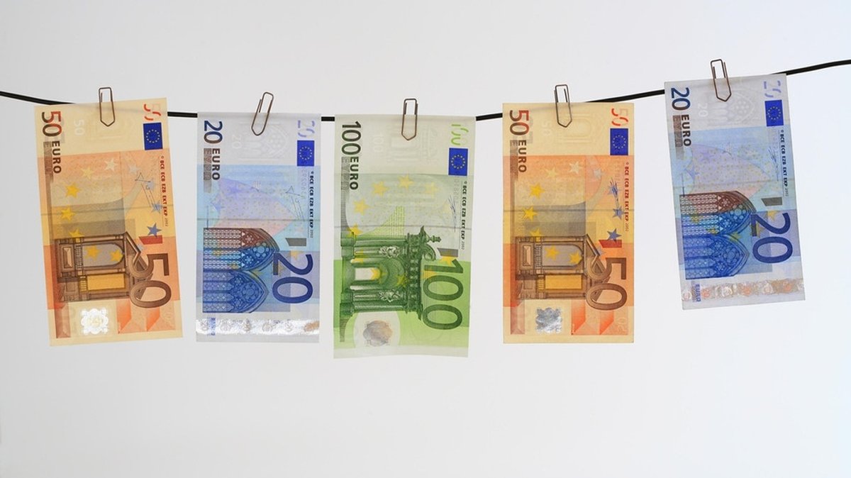 Schmutziges Geld: Deutschland, ein "Geldwäsche-Paradies"?