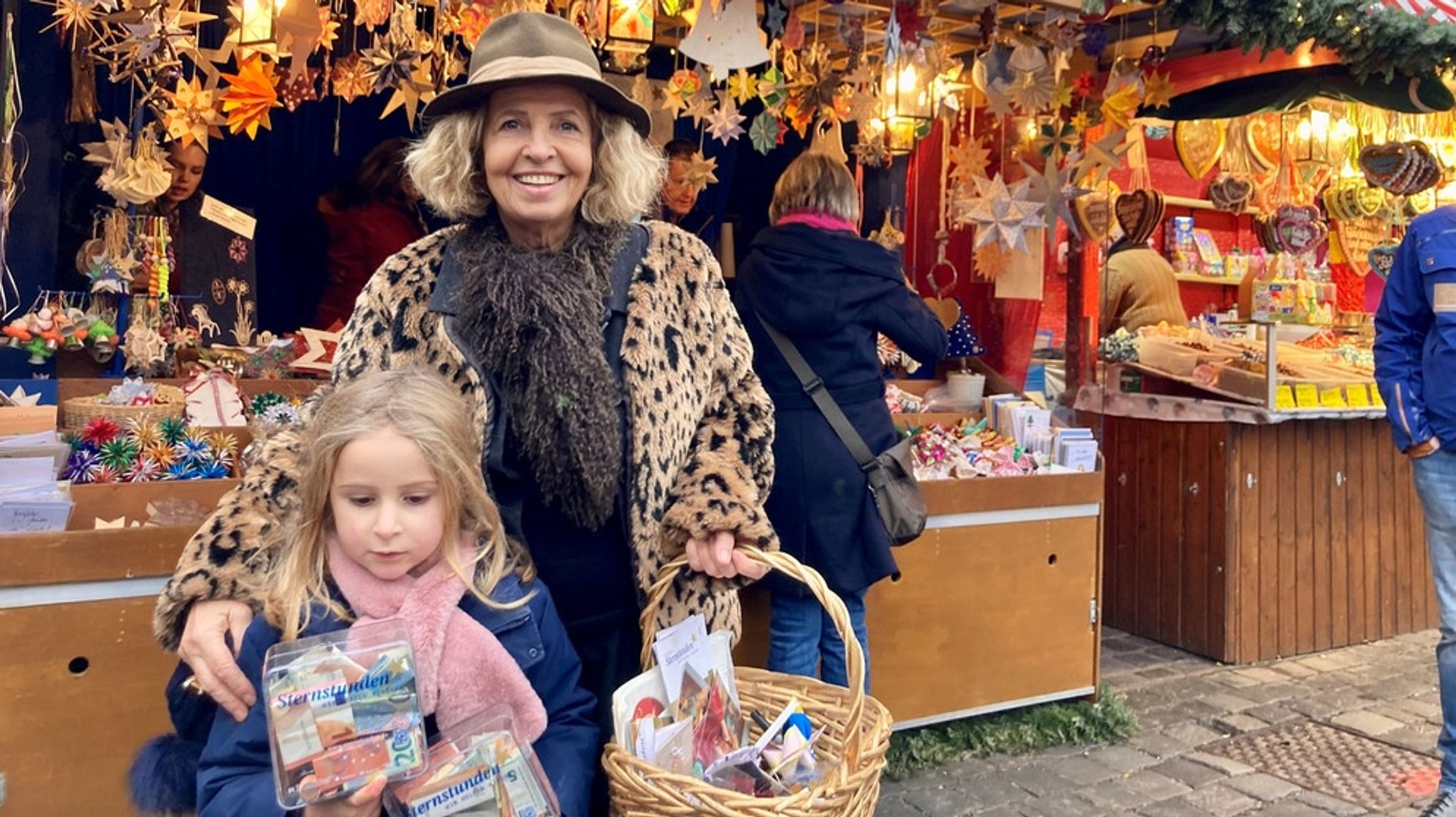 Nürnberger Christkindlesmarkt: Prominente im Einsatz für Sternstunden