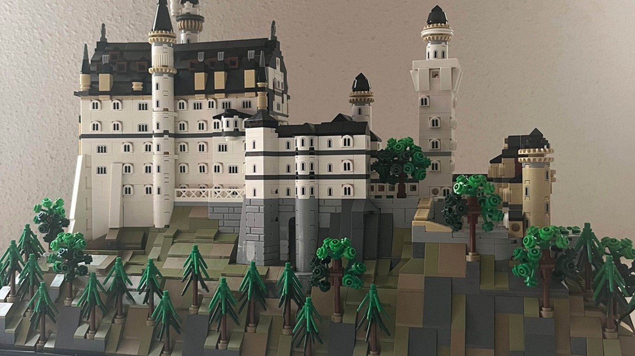 Lego für Erwachsene: 3400 Teile in sechs Stunden