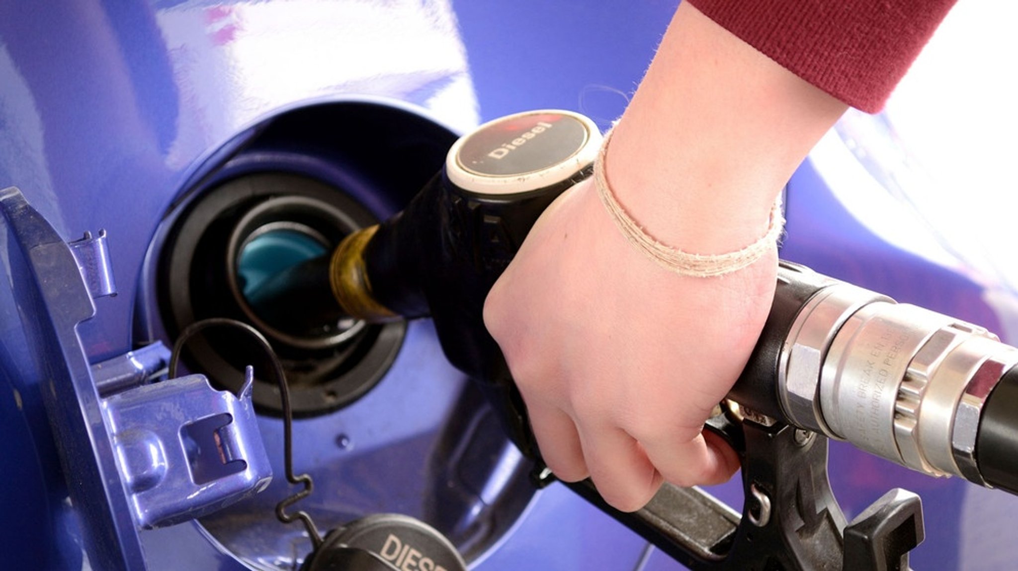 Wann billig tanken: Zu welcher Tageszeit zahle ich am wenigsten für Sprit?