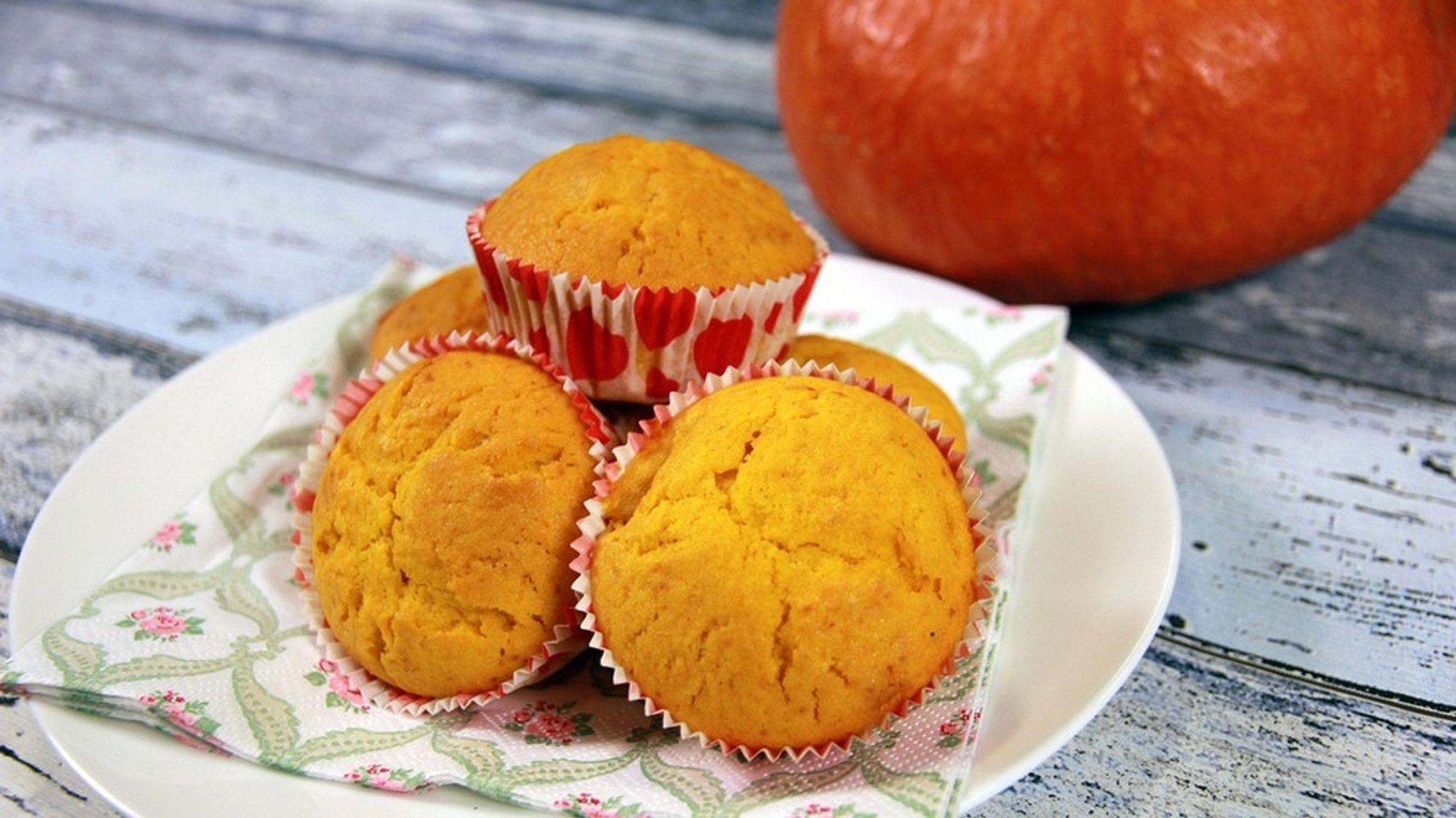 Muffins mit Kürbis: Rezept für süße Kürbismuffins