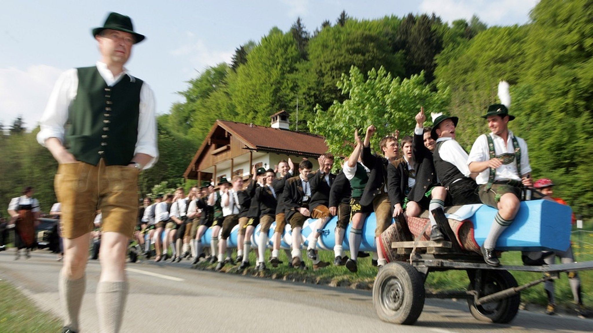 Raubzug: Das Einmaleins für Maibaum-Strategen